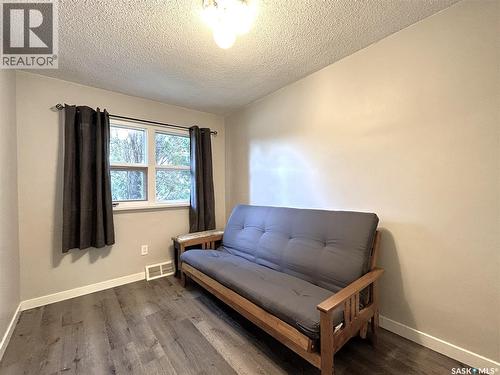 317 108Th Street W, Saskatoon, SK - Indoor Photo Showing Bedroom