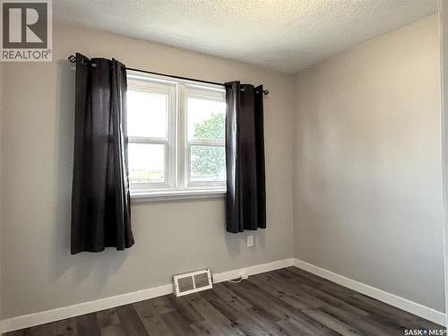 317 108Th Street W, Saskatoon, SK - Indoor Photo Showing Other Room