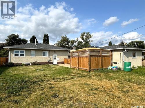 317 108Th Street W, Saskatoon, SK - Outdoor