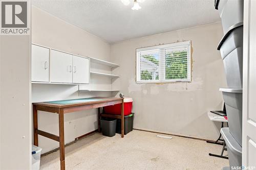 3008 Eastview, Saskatoon, SK - Indoor