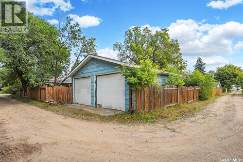 3008 Eastview, Saskatoon, SK - Outdoor