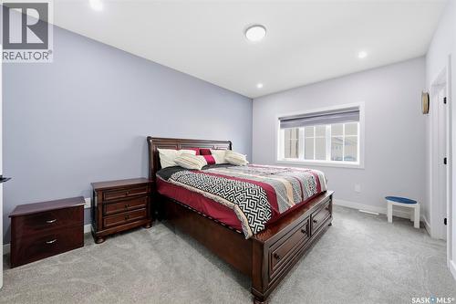 411 Schmeiser Bend, Saskatoon, SK - Indoor Photo Showing Bedroom