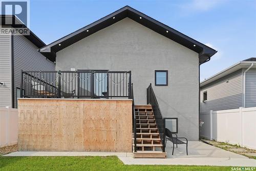 411 Schmeiser Bend, Saskatoon, SK - Outdoor With Exterior