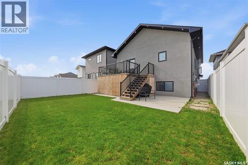 411 Schmeiser Bend, Saskatoon, SK - Outdoor
