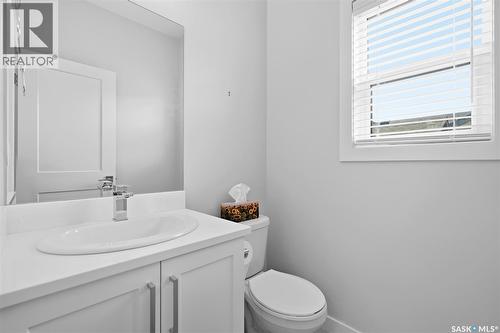 26 619 Evergreen Boulevard, Saskatoon, SK - Indoor Photo Showing Bathroom