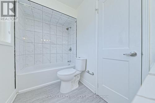 56 Mullis Crescent, Brampton, ON - Indoor Photo Showing Bathroom