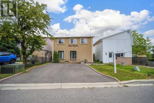 3 GRAND VALLEY DRIVE  Brampton, ON L6S 2L1