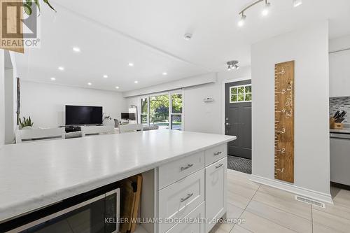 312 Upper Paradise Road, Hamilton, ON - Indoor