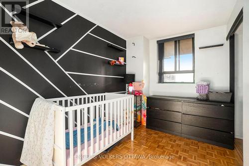 907 - 475 Laurier Avenue W, Ottawa, ON - Indoor Photo Showing Bedroom