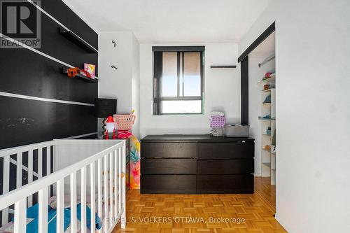 907 - 475 Laurier Avenue W, Ottawa, ON - Indoor