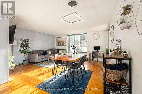 907 - 475 Laurier Avenue W, Ottawa, ON - Indoor