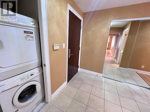 Ensuite Laundry - 310 - 88 Times Avenue, Markham, ON - Indoor Photo Showing Laundry Room