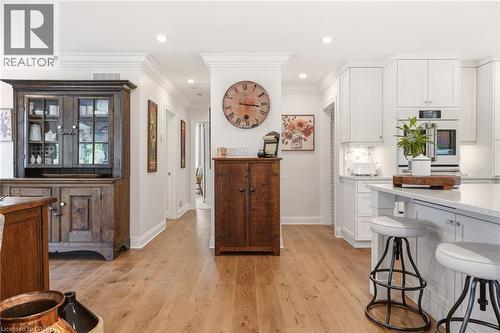 2113 Courtland Drive, Burlington, ON - Indoor