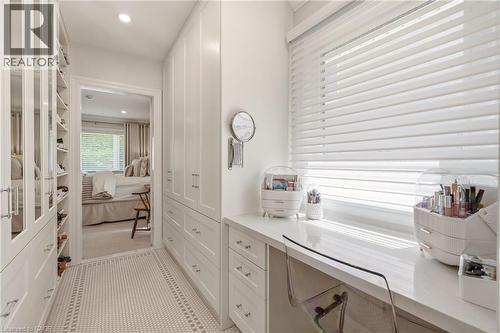 2113 Courtland Drive, Burlington, ON - Indoor Photo Showing Other Room