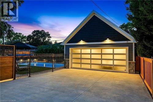 2113 Courtland Drive, Burlington, ON - Outdoor With In Ground Pool