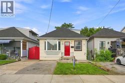 395 AVONDALE Street Hamilton, ON L8L 7C8