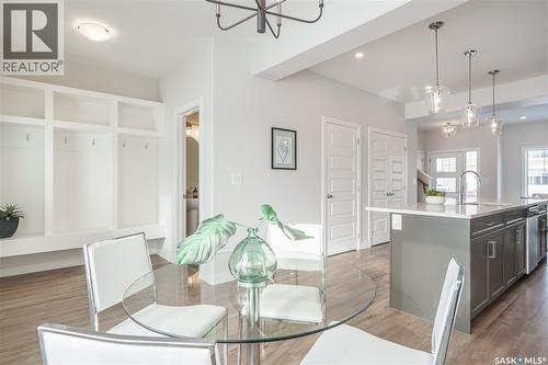 2972 Green Turtle Road, Regina, SK - Indoor Photo Showing Kitchen With Upgraded Kitchen