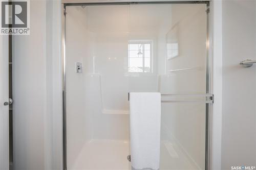 2972 Green Turtle Road, Regina, SK - Indoor Photo Showing Bathroom