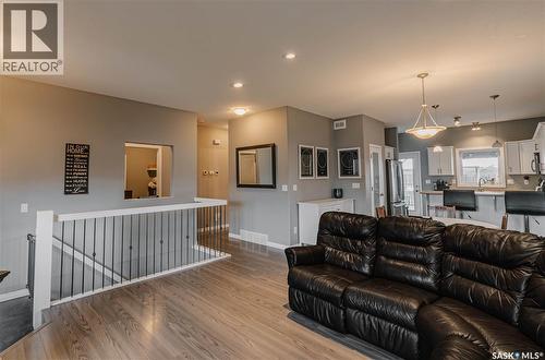 714 Sutter Crescent, Saskatoon, SK - Indoor Photo Showing Living Room