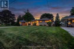 403 ROSSMOUNT AVENUE Oshawa (Northglen), ON L1J 3K5