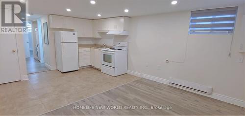 BSMT - 158 COXWELL AVENUE , Toronto, Ontario M4L 3B2 2