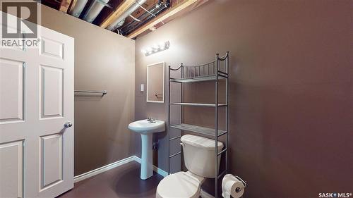 1619 Wingert Drive N, Regina, SK - Indoor Photo Showing Bathroom