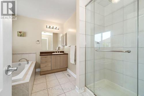 4pc Ensuite - 242 Deerfox Drive, Ottawa, ON - Indoor Photo Showing Bathroom