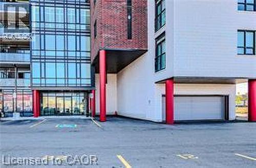 5 HAMILTON Street N Unit# 313 , Waterdown, Ontario L8B 2A4 2
