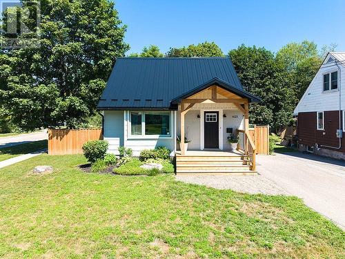 495 MAPLE STREET  Collingwood, ON L9Y 2S6
