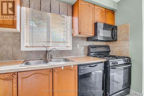 1 Beechnut Crescent, Clarington, ON - Indoor Photo Showing Kitchen With Double Sink