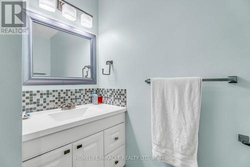 1 Beechnut Crescent, Clarington, ON - Indoor Photo Showing Bathroom