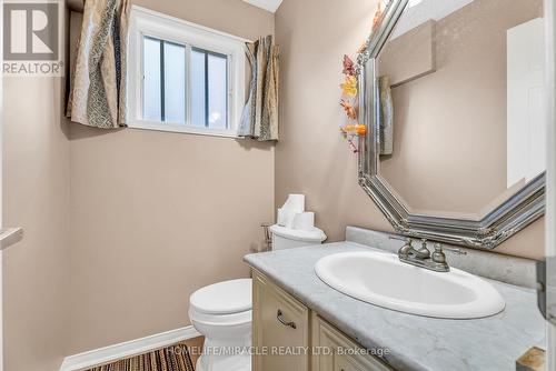 1 Beechnut Crescent, Clarington, ON - Indoor Photo Showing Bathroom