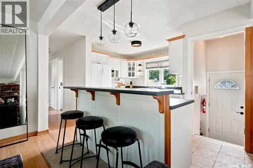 3606 Queen Street, Regina, SK - Indoor