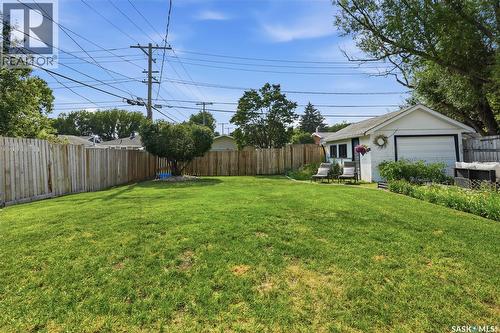 3606 Queen Street, Regina, SK - Outdoor
