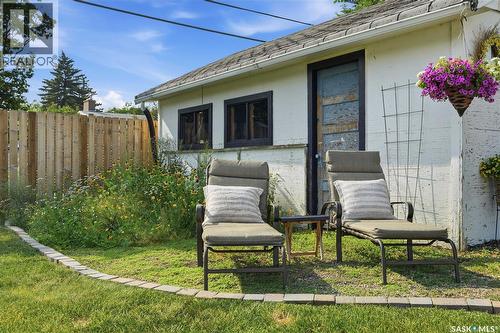 3606 Queen Street, Regina, SK - Outdoor