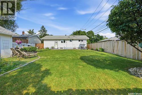 3606 Queen Street, Regina, SK - Outdoor