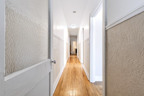 Passageway - 5436 14E Avenue, Montréal (Rosemont/La Petite-Patrie), QC - Indoor Photo Showing Other Room