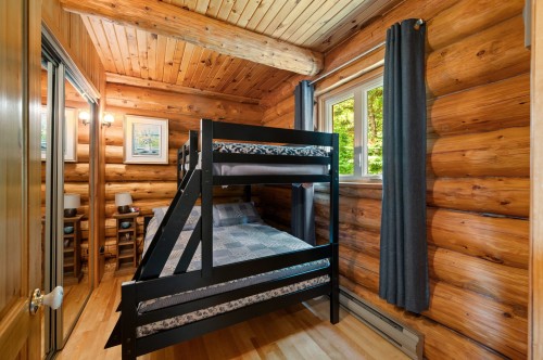 Chambre à coucher - 39 Ch. De La Plage, Val-Des-Lacs, QC - Indoor Photo Showing Bedroom