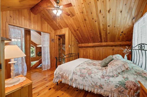 Chambre à coucher principale - 39 Ch. De La Plage, Val-Des-Lacs, QC - Indoor Photo Showing Bedroom