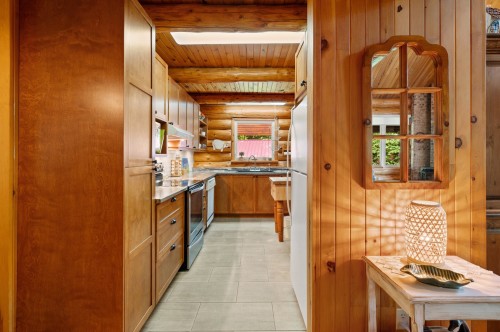 Cuisine - 39 Ch. De La Plage, Val-Des-Lacs, QC - Indoor Photo Showing Kitchen