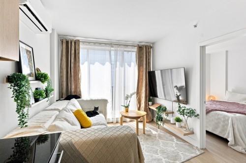 Family Room - 718-2114 Rue Ste-Catherine E., Montréal (Ville-Marie), QC - Indoor Photo Showing Bedroom