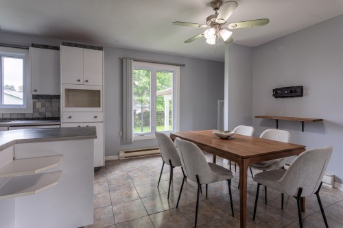 Salle à manger - 2143 Rue Labelle, Shawinigan, QC - Indoor Photo Showing Dining Room