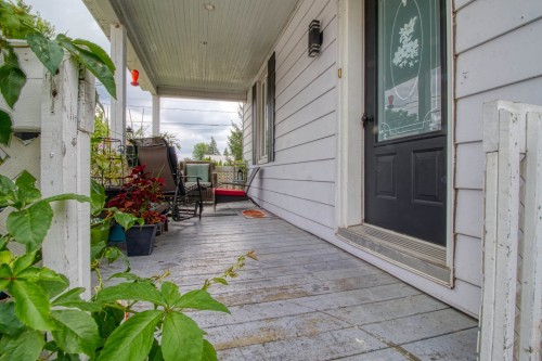 Véranda - 26 Rue Lake, Huntingdon, QC - Outdoor With Exterior