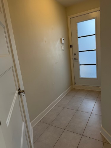 Mud Room - 101-1505 Rue Bernier, Saint-Jean-Sur-Richelieu, QC - Indoor Photo Showing Other Room