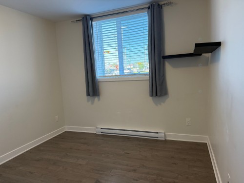 Bedroom - 101-1505 Rue Bernier, Saint-Jean-Sur-Richelieu, QC - Indoor Photo Showing Other Room