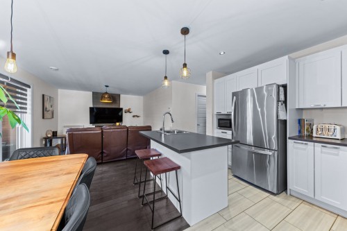 Vue d'ensemble - 101-78 Rue Chénier, Saint-Philippe, QC - Indoor Photo Showing Kitchen With Upgraded Kitchen