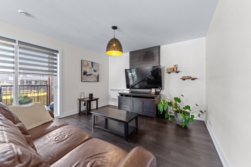 Salon - 101-78 Rue Chénier, Saint-Philippe, QC - Indoor Photo Showing Living Room