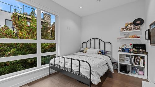 23-1818 Peak Point Court, West Kelowna, BC - Indoor Photo Showing Bedroom
