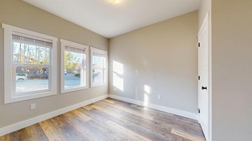 1404 17Th Street, Cranbrook, BC - Indoor Photo Showing Other Room