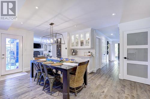 6 Mays Crescent, Hamilton (Waterdown), ON - Indoor Photo Showing Dining Room